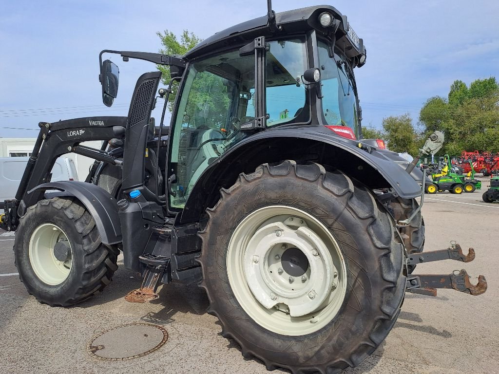 Traktor del tipo Valtra N 104, Gebrauchtmaschine In CHEMAUDIN ET VAUX (Immagine 2)