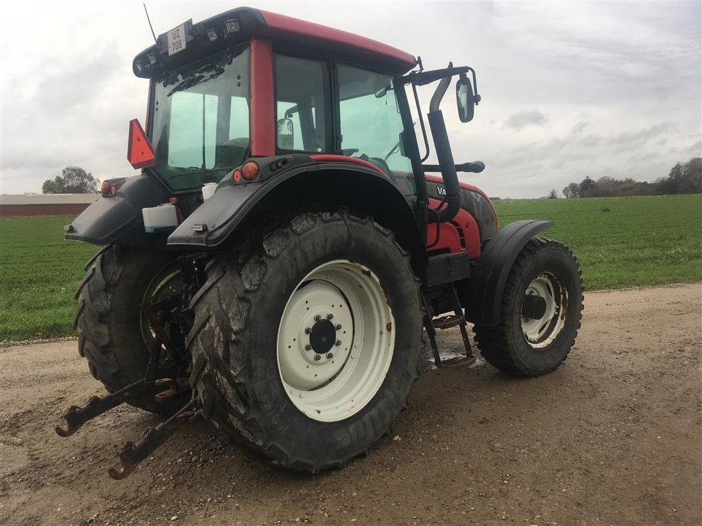 Traktor a típus Valtra N 121 HiTech m/Frontlift, Gebrauchtmaschine ekkor: Bjerringbro (Kép 4)