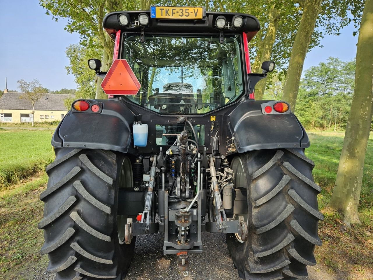 Traktor del tipo Valtra N 123 H5, Gebrauchtmaschine en Bergen op Zoom (Imagen 11)