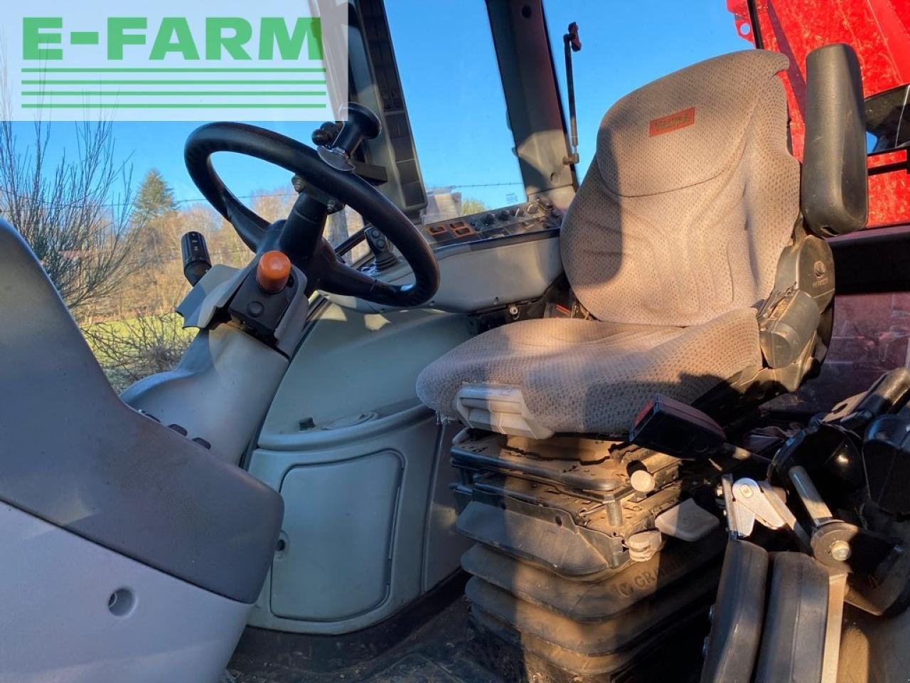 Traktor del tipo Valtra n 123 versu, Gebrauchtmaschine en Ytrac (Imagen 5)