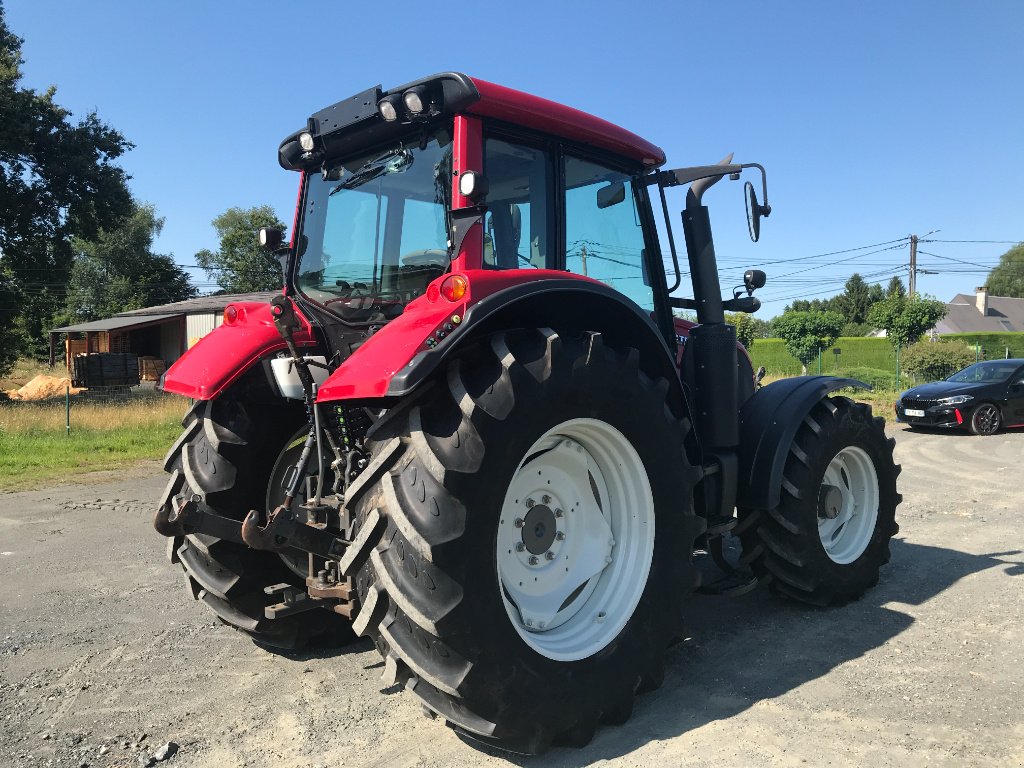 Traktor typu Valtra N 123 VERSU, Gebrauchtmaschine w UZERCHE (Zdjęcie 3)