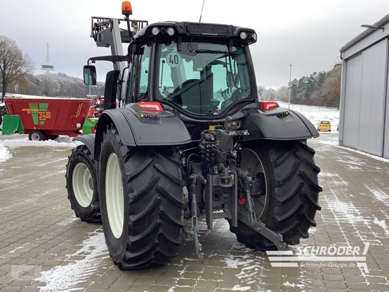 Traktor Türe ait Valtra N 134 A, Gebrauchtmaschine içinde Wildeshausen (resim 5)