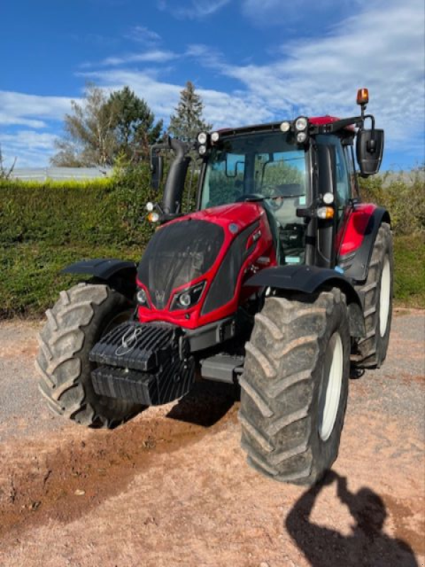 Traktor del tipo Valtra N 134 HITECH 5, Gebrauchtmaschine en CHAMPLECY (Imagen 2)