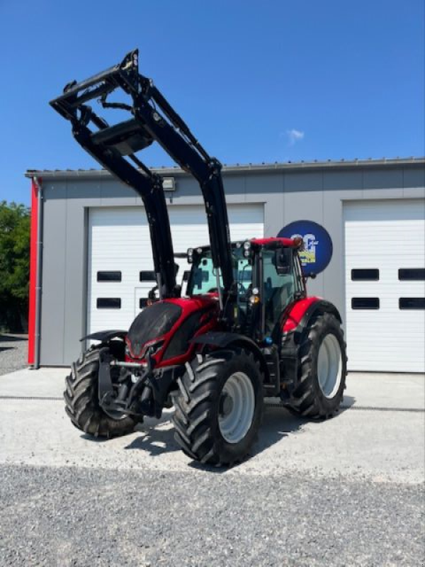 Traktor of the type Valtra N 135 ACTIVE, Gebrauchtmaschine in JOZE (Picture 7)