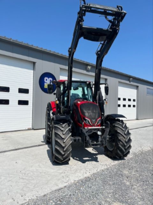 Traktor del tipo Valtra N 135 ACTIVE, Gebrauchtmaschine In JOZE (Immagine 5)