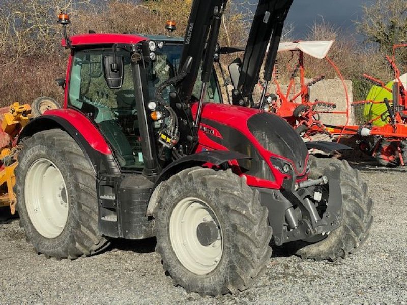 Traktor του τύπου Valtra N 135 ACTIVE, Gebrauchtmaschine σε JOZE (Φωτογραφία 1)