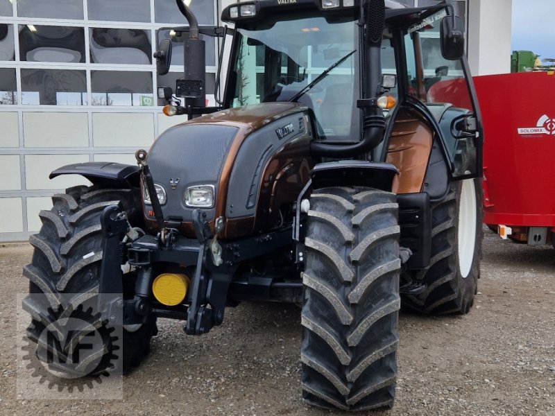 Traktor des Typs Valtra N 142 D, Gebrauchtmaschine in Huglfing (Bild 1)