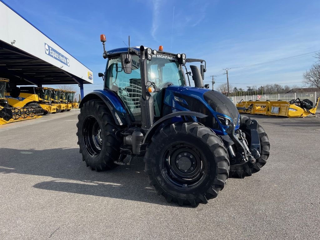 Traktor des Typs Valtra N 154, Gebrauchtmaschine in Montauban (Bild 3)