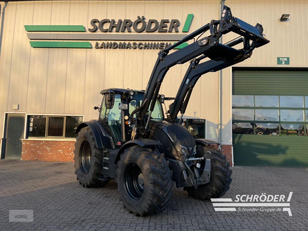 Traktor des Typs Valtra N 155 EA, Neumaschine in Völkersen (Bild 1)