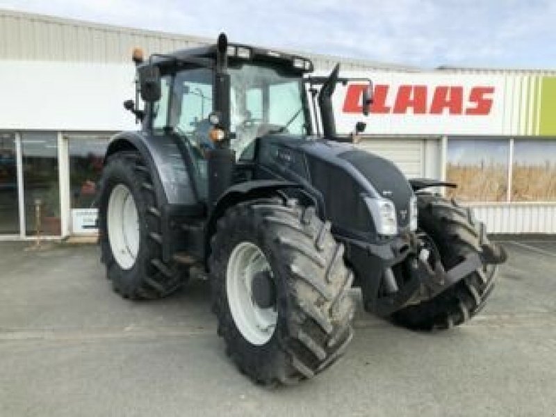 Traktor от тип Valtra N 163 DIRECT, Gebrauchtmaschine в ST CLEMENT DE LA PLACE (Снимка 1)