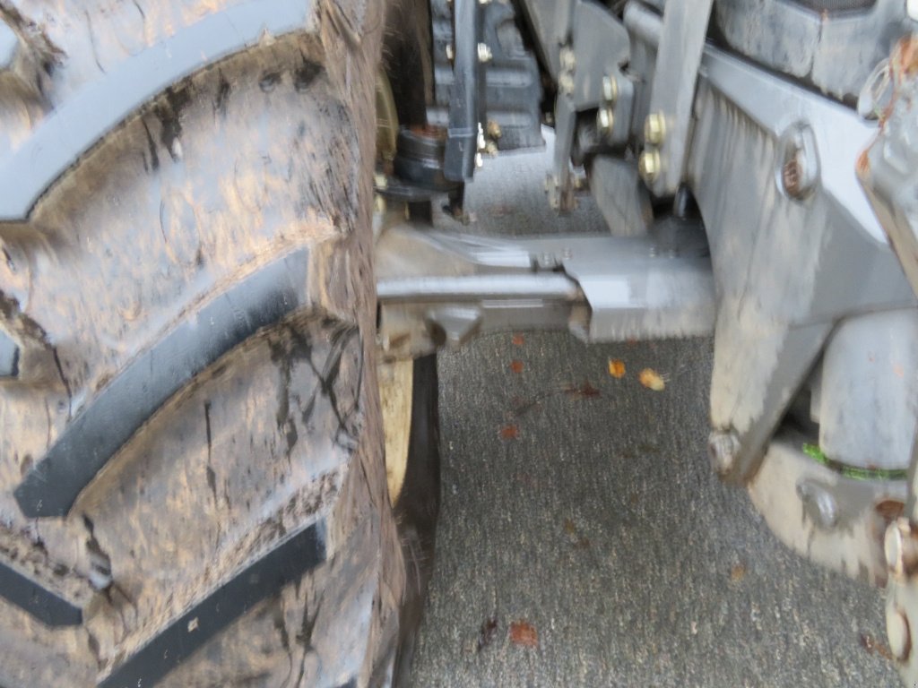 Traktor des Typs Valtra N 163 VERSU, Gebrauchtmaschine in MORLHON LE HAUT (Bild 9)