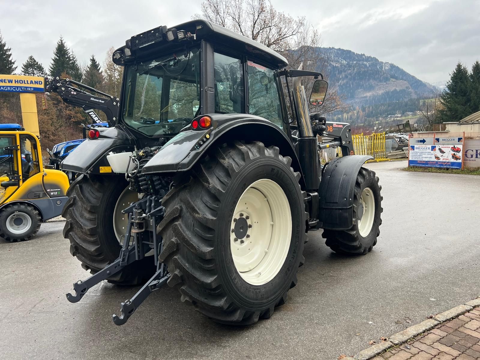 Traktor del tipo Valtra N 163, Gebrauchtmaschine In Burgkirchen (Immagine 2)