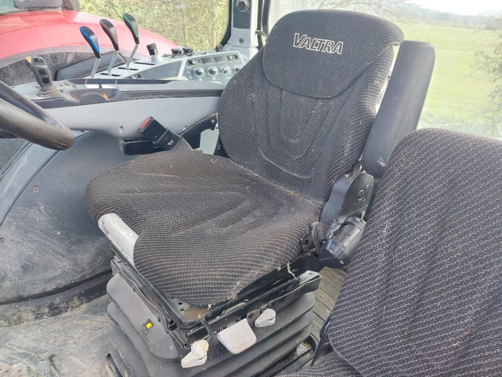 Traktor des Typs Valtra N 174, Gebrauchtmaschine in MANDRES-SUR-VAIR (Bild 9)