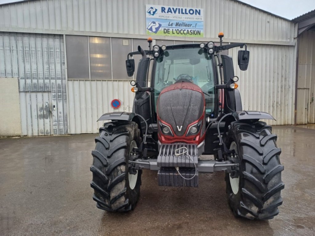 Traktor des Typs Valtra N 174e Hi, Gebrauchtmaschine in VERT TOULON (Bild 4)