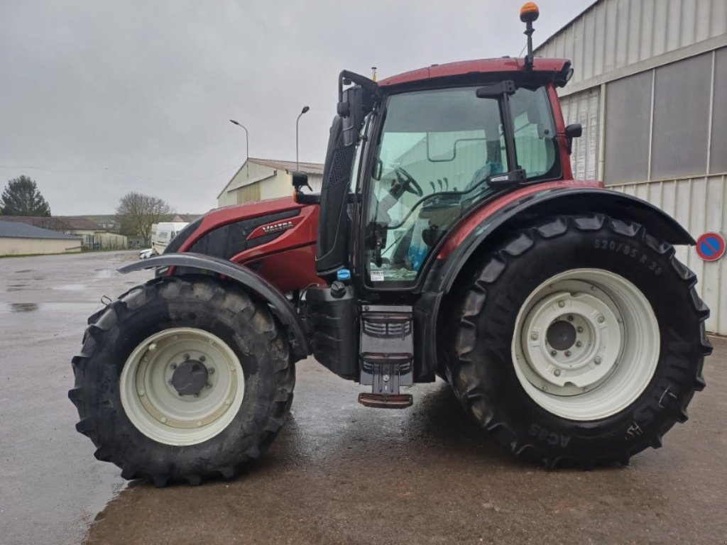 Traktor typu Valtra N 174e Hi, Gebrauchtmaschine v VERT TOULON (Obrázok 7)