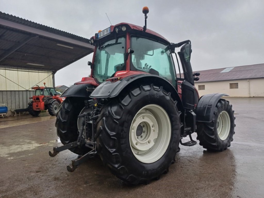 Traktor du type Valtra N 174e Hi, Gebrauchtmaschine en VERT TOULON (Photo 10)