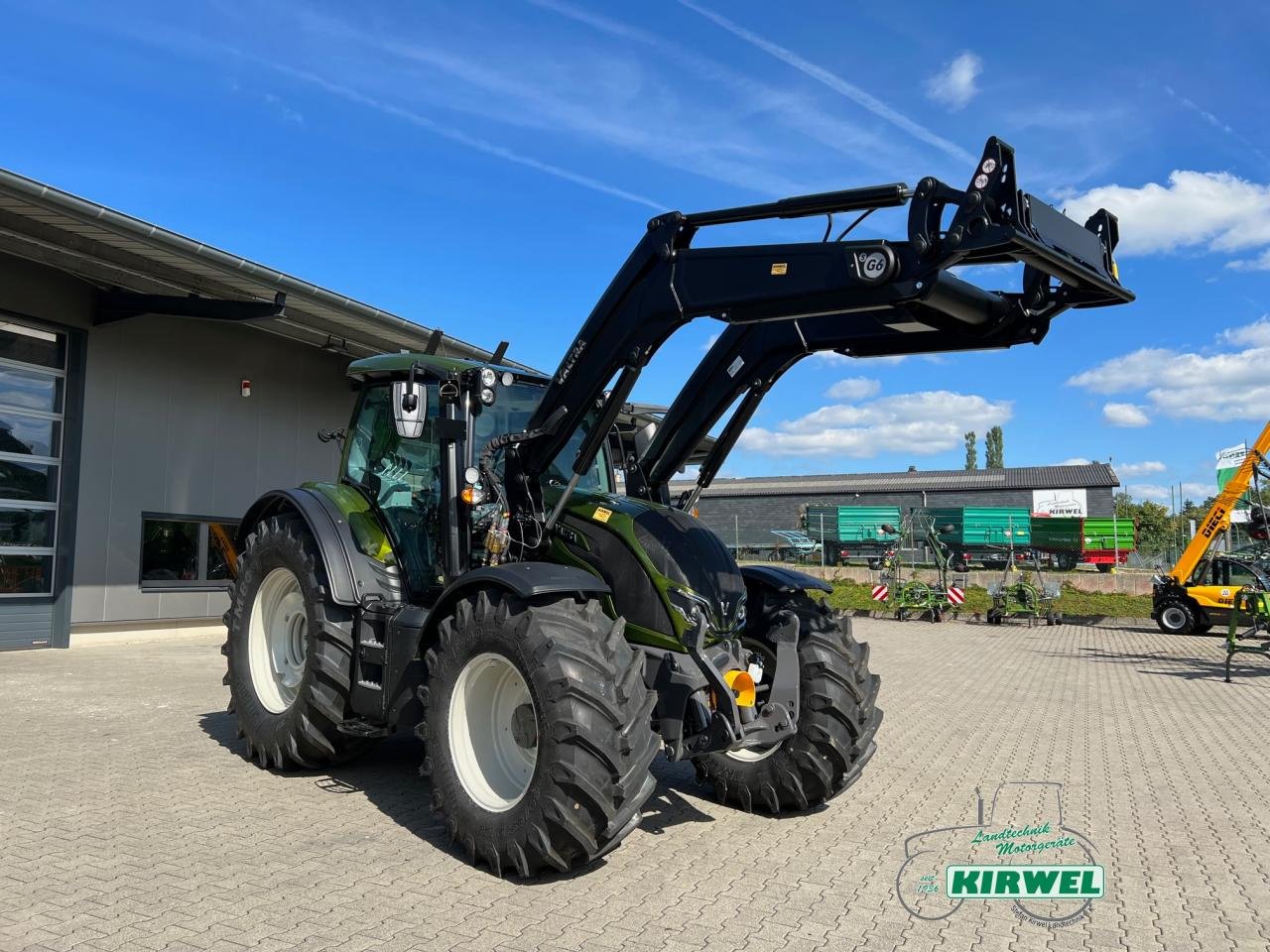 Traktor del tipo Valtra N 175 Active, Neumaschine en Blankenheim (Imagen 1)