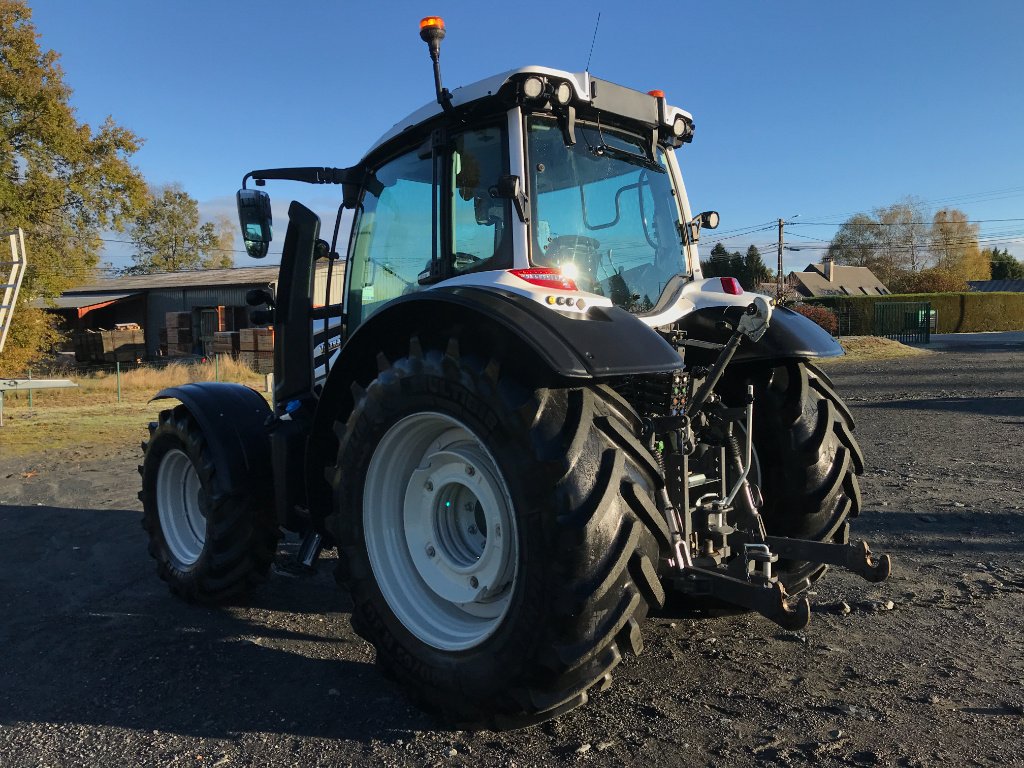 Traktor tip Valtra N 175 ACTIVE, Gebrauchtmaschine in UZERCHE (Poză 2)