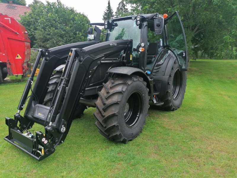 Traktor tipa Valtra N 175 Active, Gebrauchtmaschine u Burkau (Slika 1)