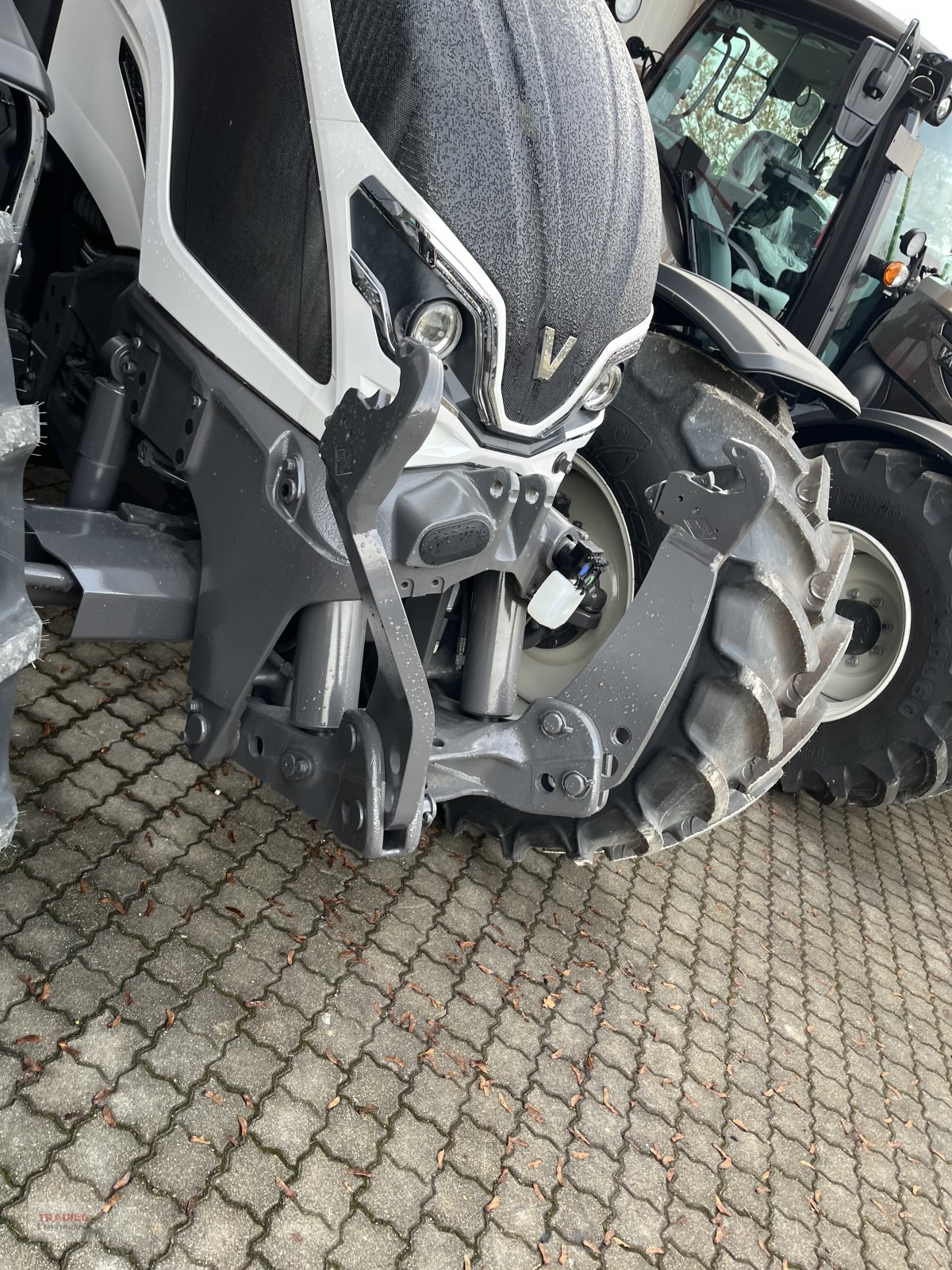 Traktor от тип Valtra N 175D m. Rüfa, Neumaschine в Mainburg/Wambach (Снимка 4)