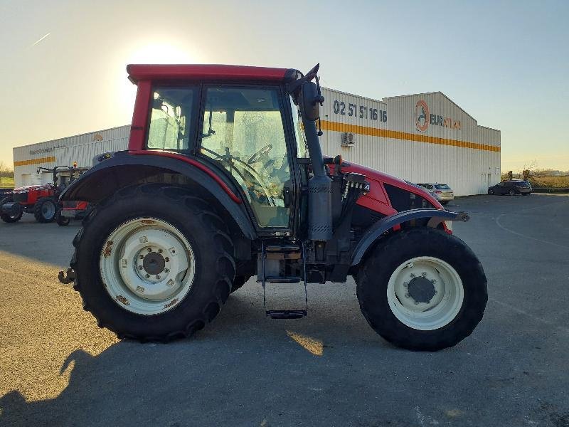 Traktor του τύπου Valtra N103, Gebrauchtmaschine σε ANTIGNY (Φωτογραφία 1)