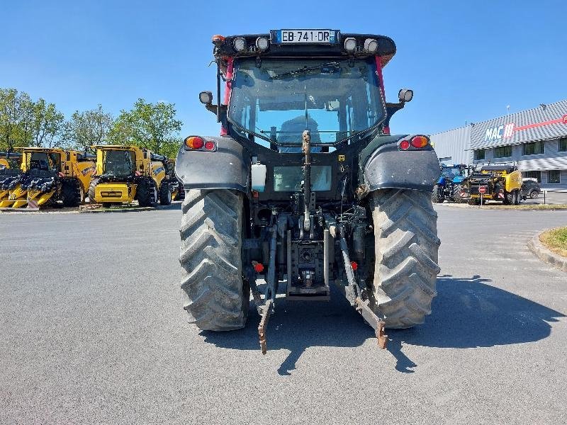 Traktor del tipo Valtra N103, Gebrauchtmaschine en CHATEAUBRIANT CEDEX (Imagen 5)