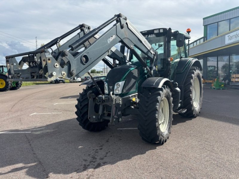 Traktor от тип Valtra N103, Gebrauchtmaschine в VERDUN (Снимка 2)