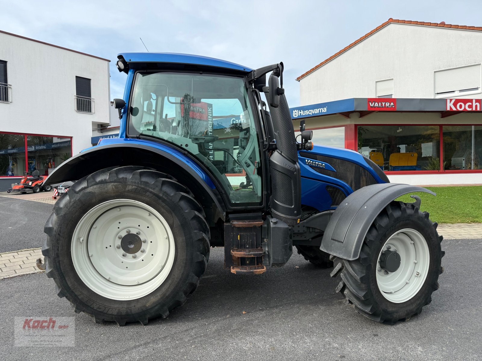 Traktor van het type Valtra N104 H, Gebrauchtmaschine in Neumarkt / Pölling (Foto 2)