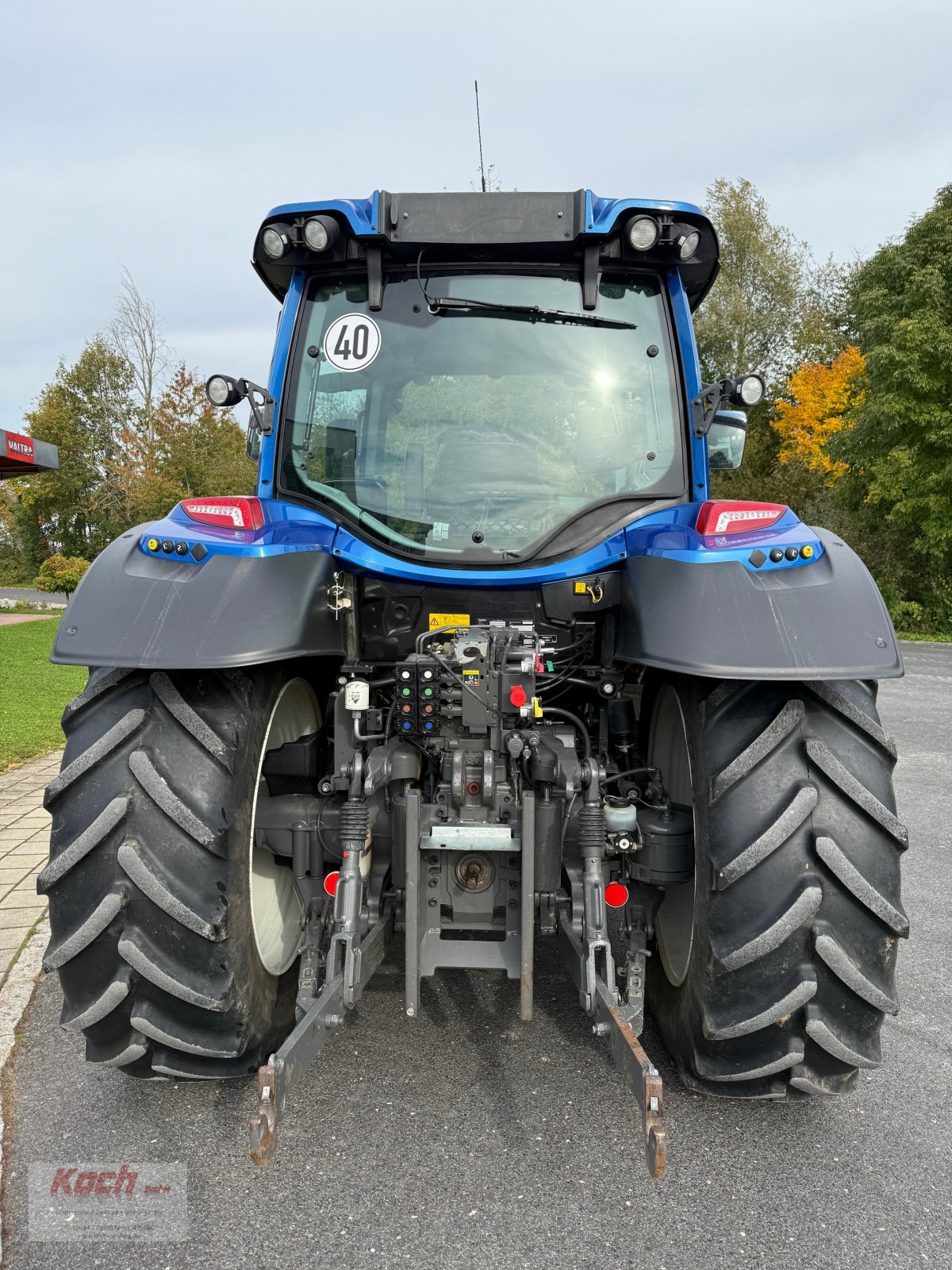 Traktor des Typs Valtra N104 H, Gebrauchtmaschine in Neumarkt / Pölling (Bild 4)