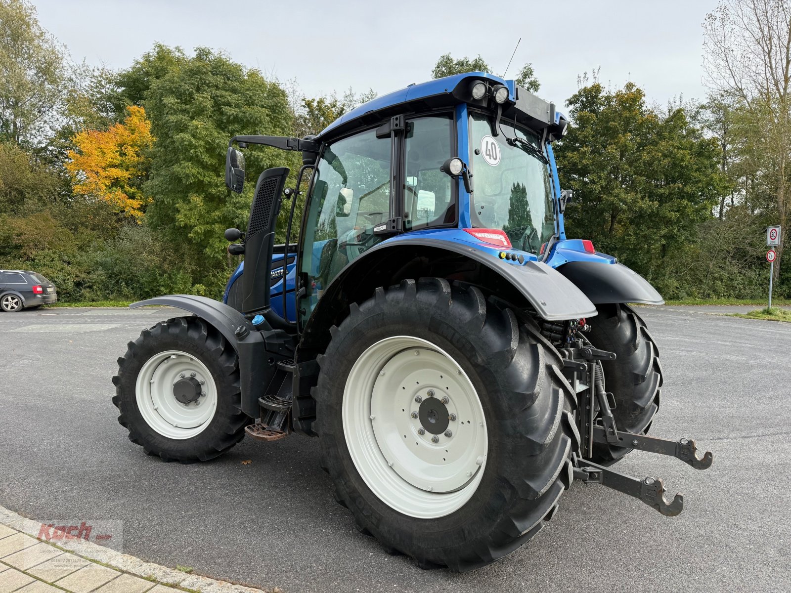 Traktor от тип Valtra N104 H, Gebrauchtmaschine в Neumarkt / Pölling (Снимка 7)