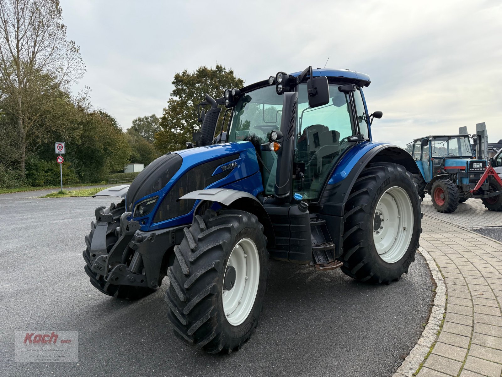 Traktor van het type Valtra N104 H, Gebrauchtmaschine in Neumarkt / Pölling (Foto 8)