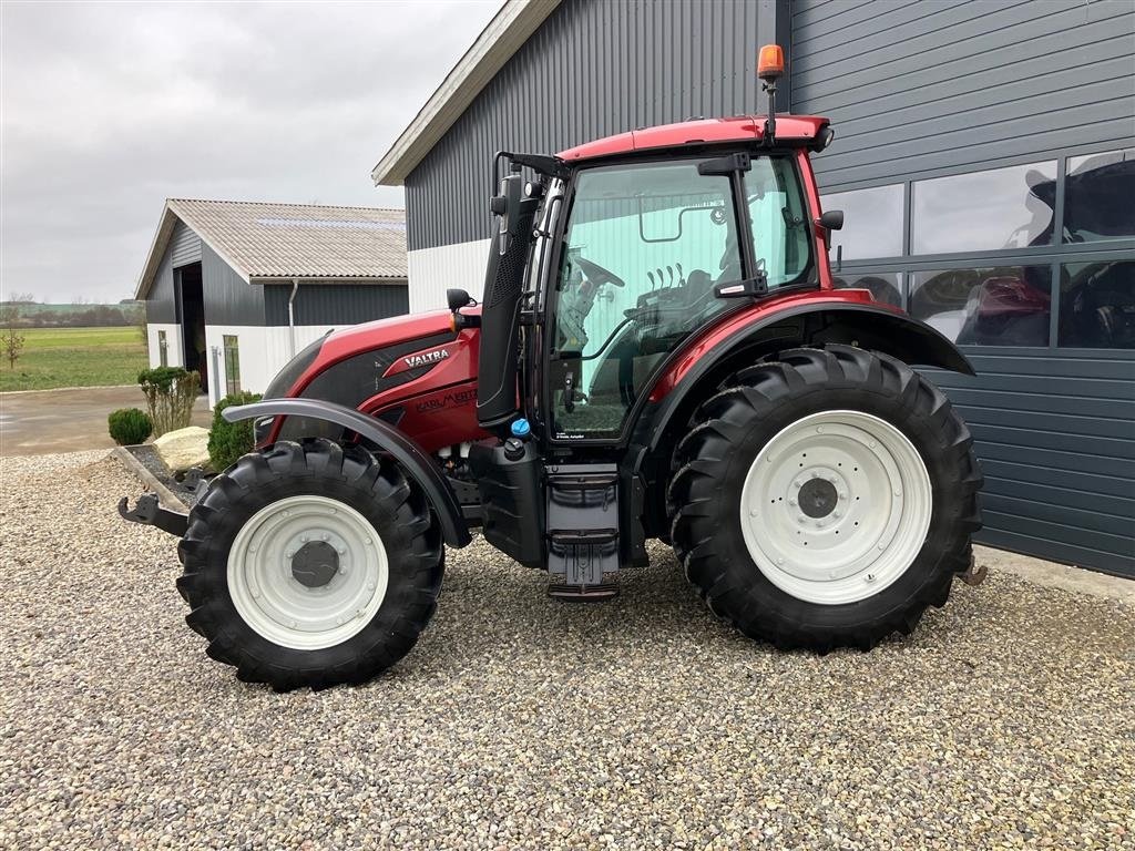 Traktor du type Valtra N104 H5, Gebrauchtmaschine en Thorsø (Photo 2)