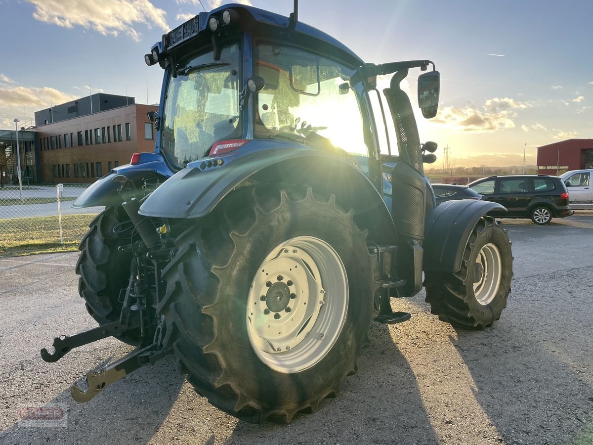 Traktor типа Valtra N104 HiTech, Gebrauchtmaschine в Wieselburg Land (Фотография 8)