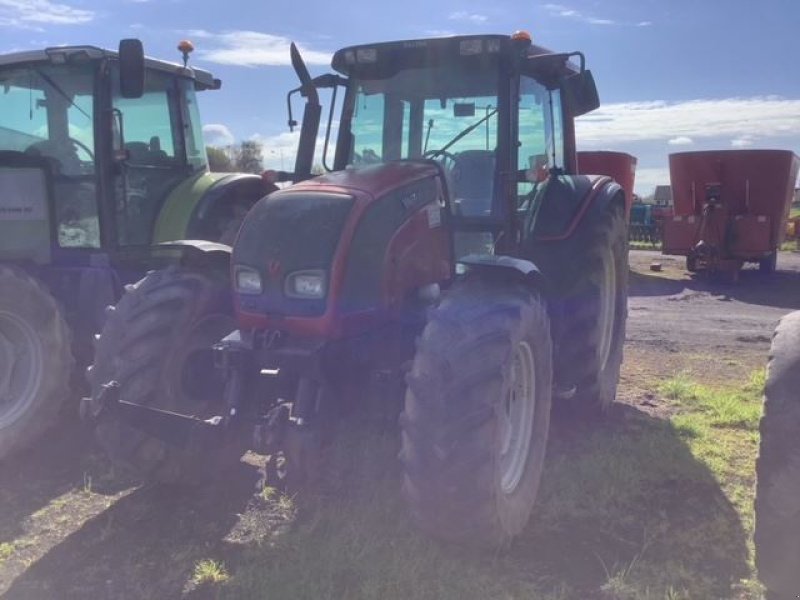 Traktor del tipo Valtra n111 hitech, Gebrauchtmaschine en les hayons (Imagen 1)