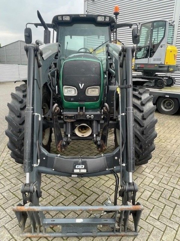 Traktor типа Valtra N121 HiTech met Al&ouml; voorlader, Gebrauchtmaschine в Roermond (Фотография 10)