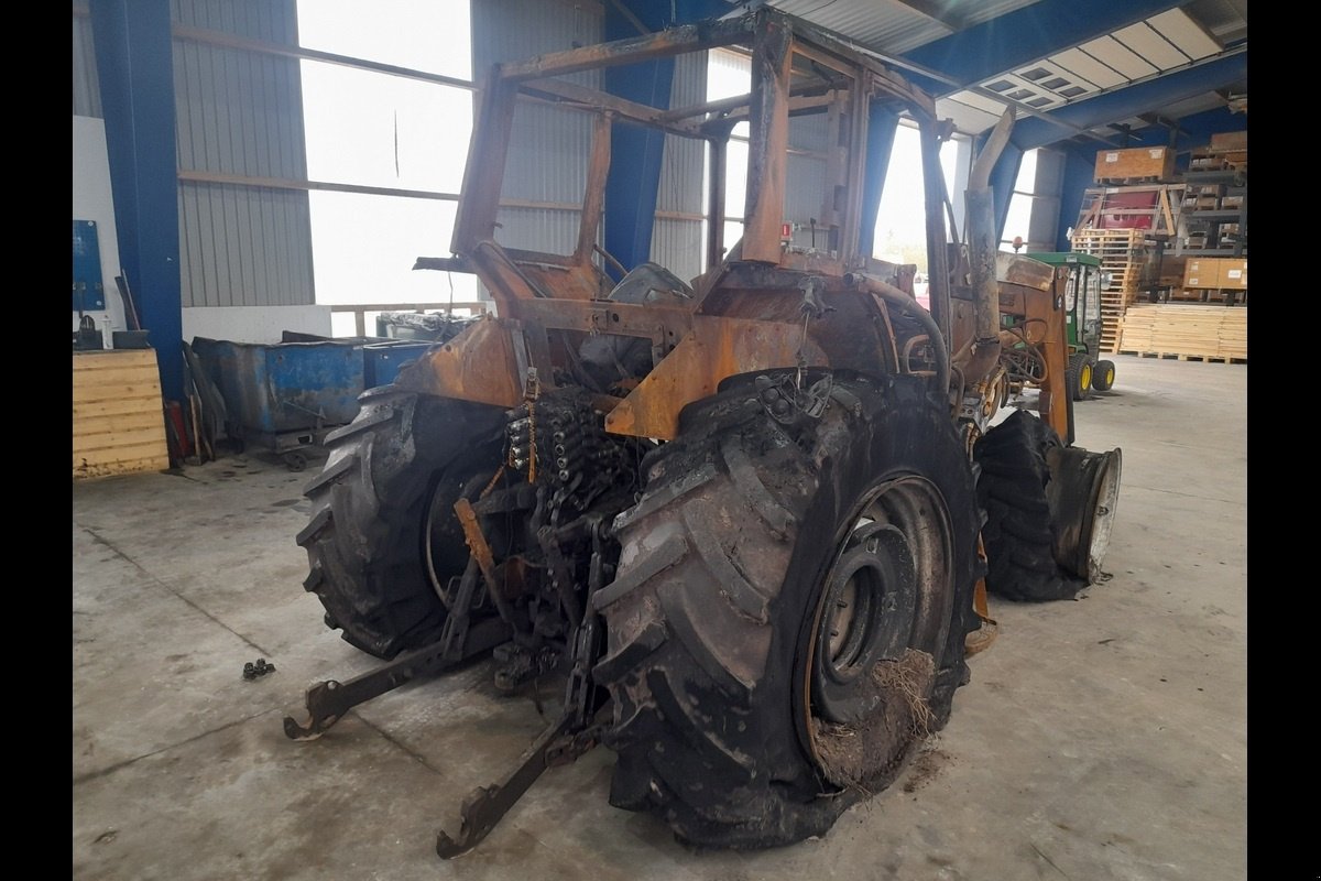 Traktor tip Valtra N121, Gebrauchtmaschine in Viborg (Poză 3)