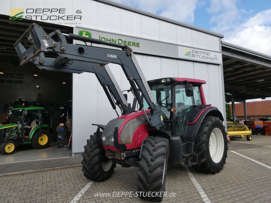 Traktor типа Valtra N121H, Gebrauchtmaschine в Lauterberg/Barbis (Фотография 2)