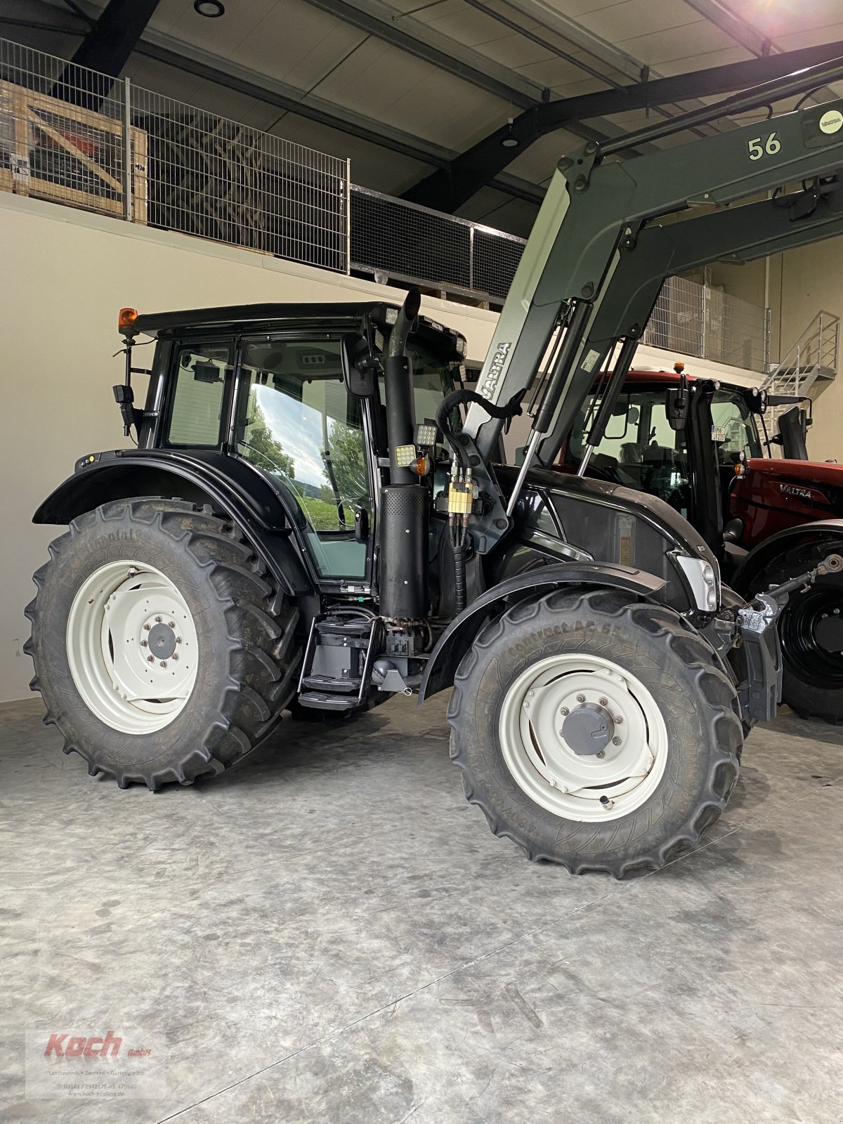 Traktor van het type Valtra N123 H 5, Gebrauchtmaschine in Neumarkt / Pölling (Foto 3)