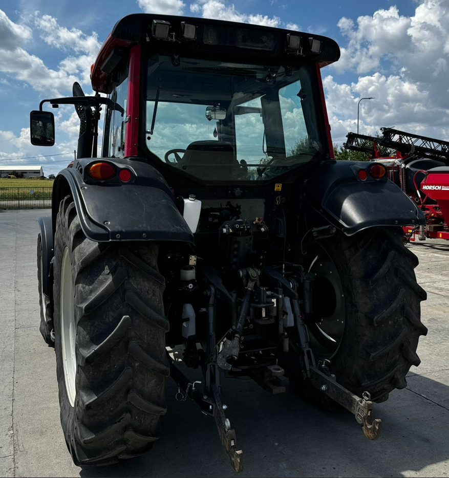 Traktor typu Valtra N123 H, Gebrauchtmaschine w Orţişoara (Zdjęcie 6)