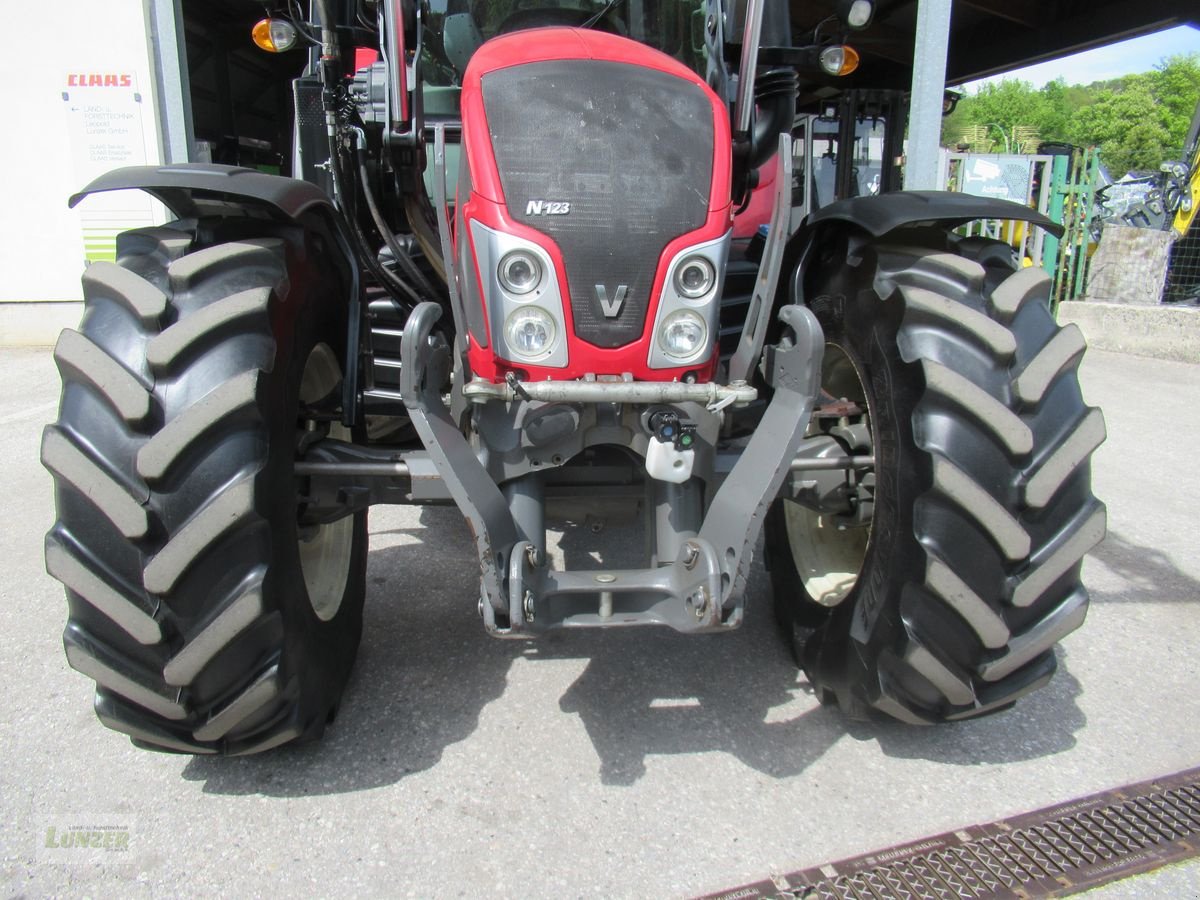 Traktor типа Valtra N123D, Gebrauchtmaschine в Kaumberg (Фотография 4)