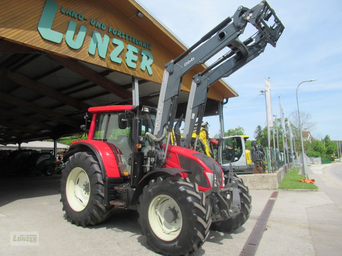 Traktor of the type Valtra N123D, Gebrauchtmaschine in Kaumberg (Picture 3)