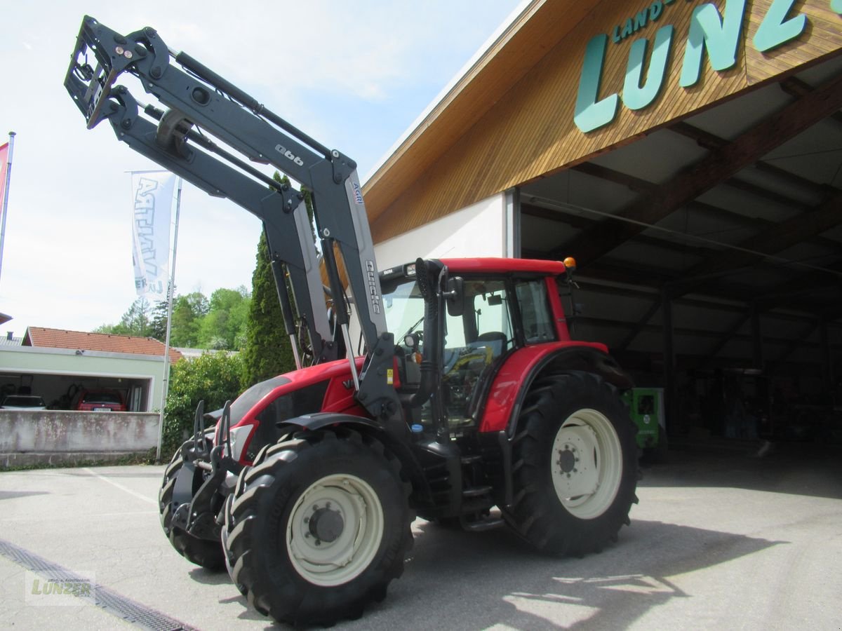 Traktor типа Valtra N123D, Gebrauchtmaschine в Kaumberg (Фотография 1)