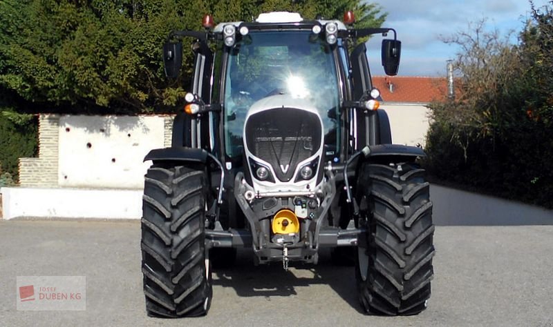 Traktor του τύπου Valtra N134 Active (Stufe V), Gebrauchtmaschine σε Ziersdorf (Φωτογραφία 2)