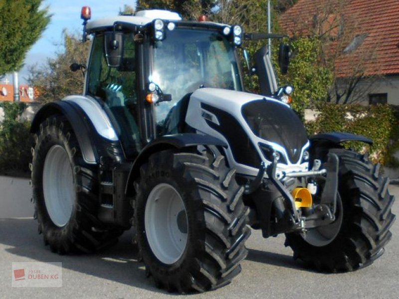 Traktor van het type Valtra N134 Active (Stufe V), Gebrauchtmaschine in Ziersdorf