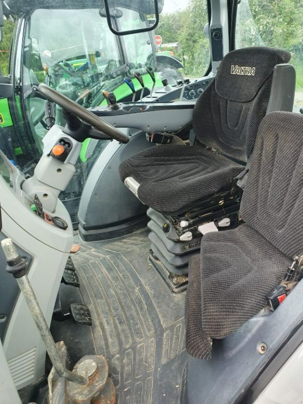 Traktor des Typs Valtra N134 ACTIVE, Gebrauchtmaschine in DOMFRONT (Bild 7)