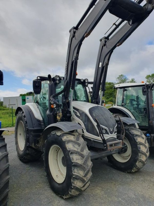 Traktor van het type Valtra N134 ACTIVE, Gebrauchtmaschine in DOMFRONT (Foto 1)