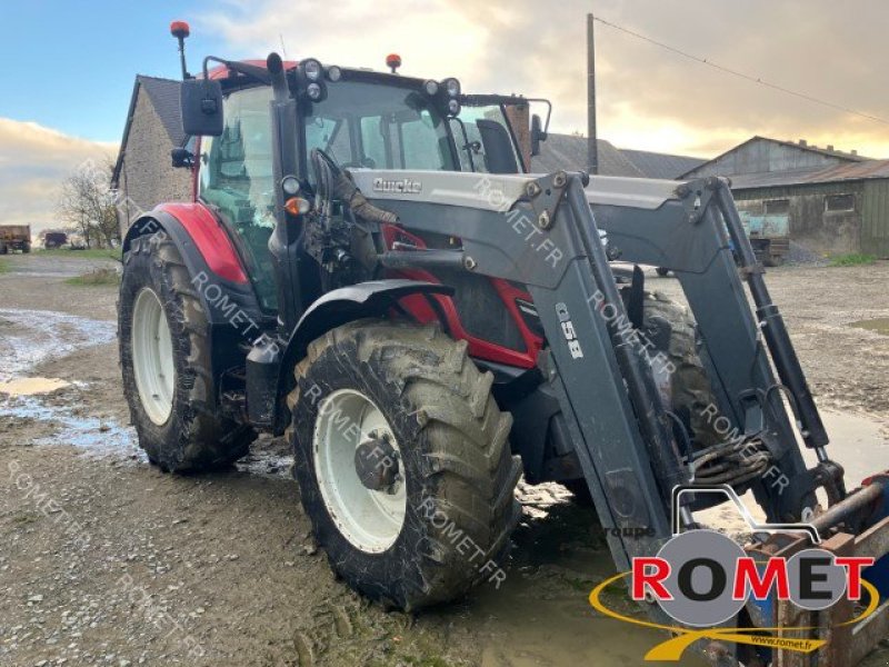 Traktor van het type Valtra N134 D, Gebrauchtmaschine in Gennes sur glaize (Foto 1)