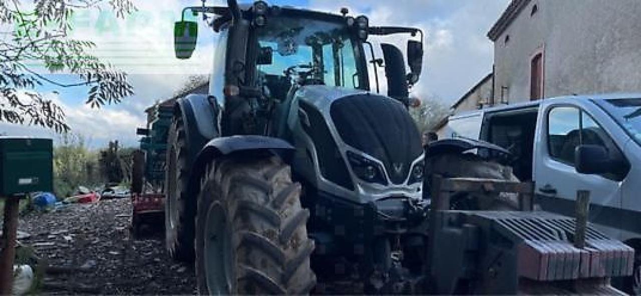 Traktor Türe ait Valtra n134 h5, Gebrauchtmaschine içinde MONFERRAN (resim 2)