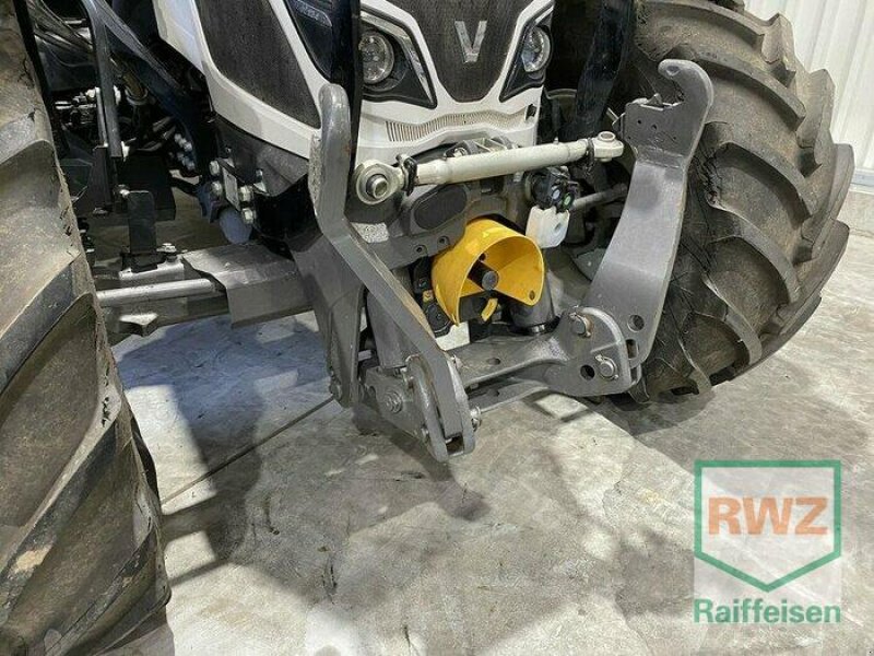 Traktor del tipo Valtra N134 H5, Gebrauchtmaschine In Wölfersheim-Berstadt (Immagine 15)