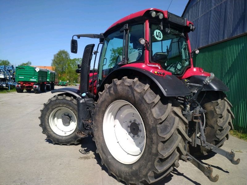 Traktor tip Valtra N134 HiTec Unlimited, Gebrauchtmaschine in Liebenwalde (Poză 3)